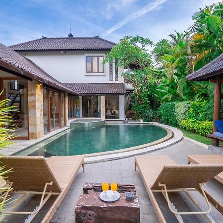 Villa Aveli Seminyak Dış mekan fotoğraf